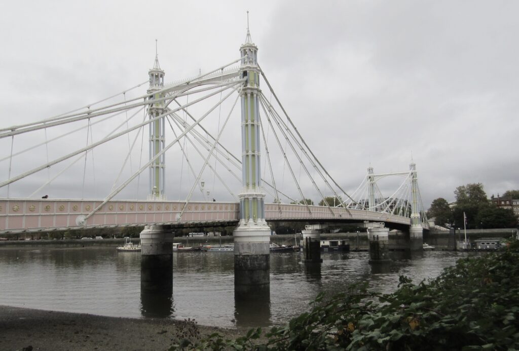albert bridge london