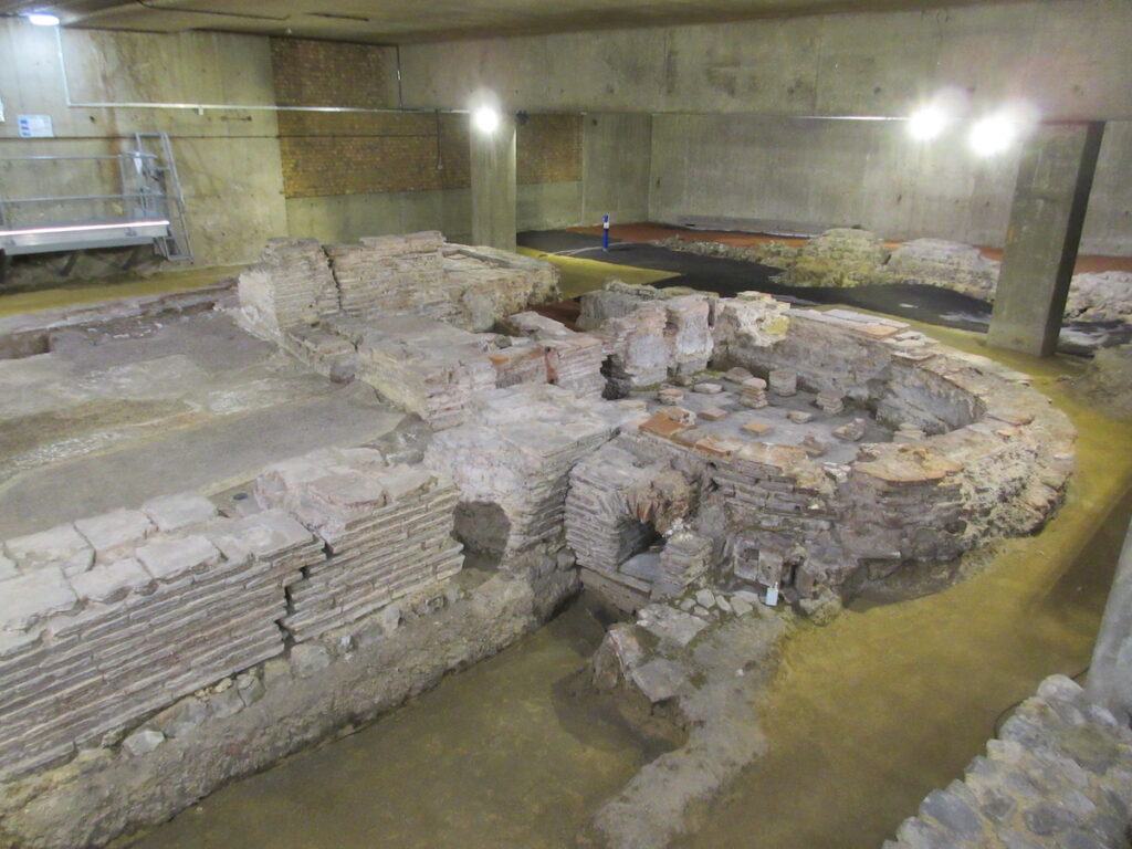 caldarium billingsgate roman bath house
