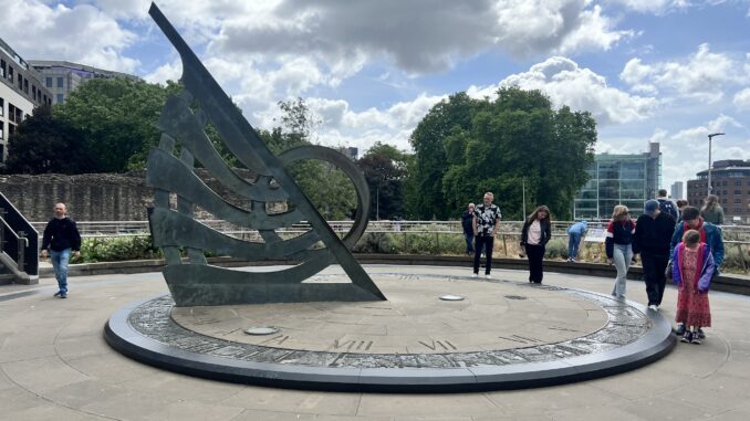 tower hill sundial 1 tower hill sundial