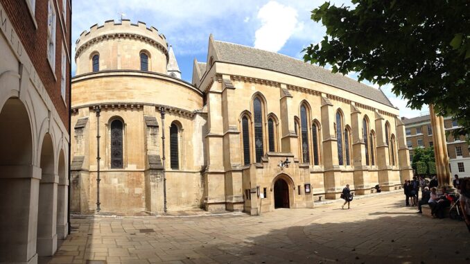 Temple_Church,_London,_UK_-_20130630-02 temple church london wikimedia image