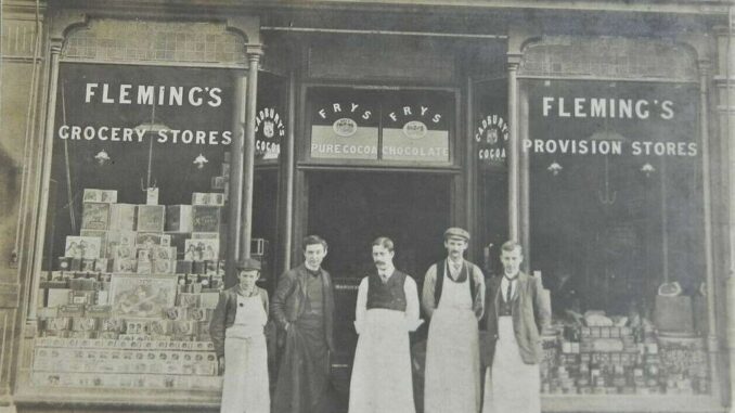 postcard-grocers-shop-keswick-cumbria-c1905-4b08b3